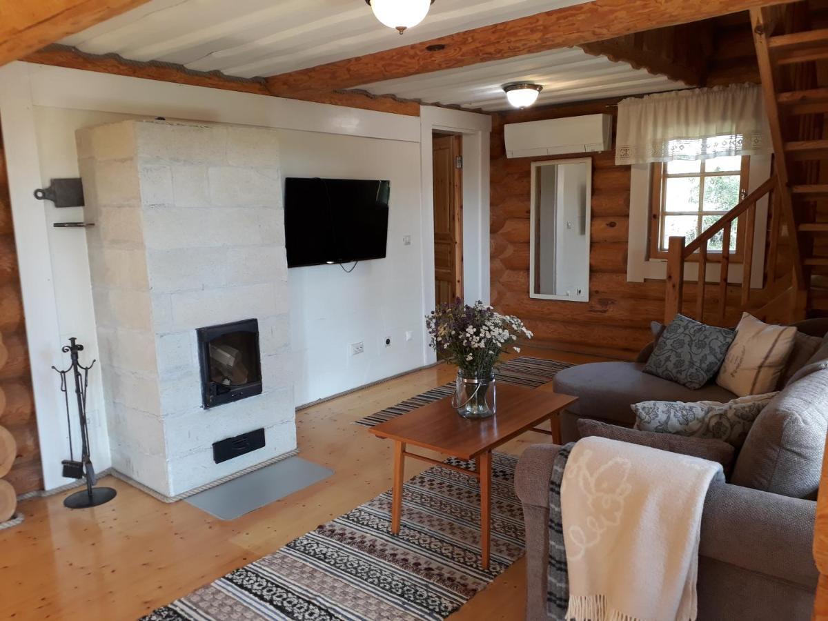 Paehkli Seaside Cottage With Cozy Outdoor Patio Koiguste ภายนอก รูปภาพ
